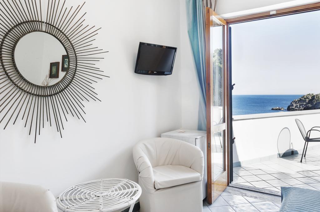 La Conca Del Sogno Hotel Massa Lubrense Room photo